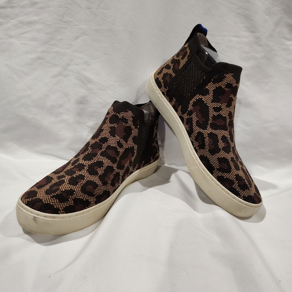 Rothy's The Chelsea Wildcat Leopard Print Sneakers. Size 8